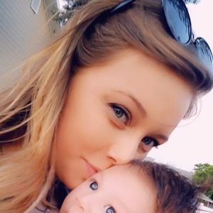 Meet your Posher, Justina